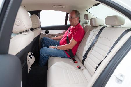 Mercedes C400 4Matic, Fondsitz