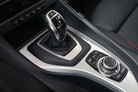 BMW X1 xDrive 20d Sport Line, Schalthebel