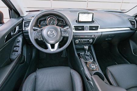 Mazda 3 Skyactiv G 120, Cockpit