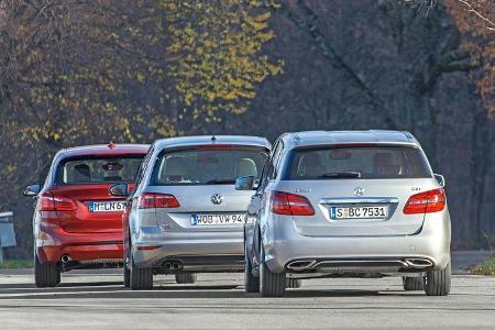 BMW Zweier Active Tourer, Mercedes B-Klasse, VW Golf Sportsvan, Heckansicht