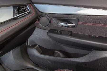 BMW 218d Active Tourer, Tür, Stauraum