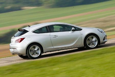 Opel Astra GTC Biturbo CDTI, Seitenansicht