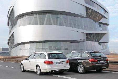 BMW 535i Touring xDrive, Mercedes E 400 T 4Matic, Heckansicht