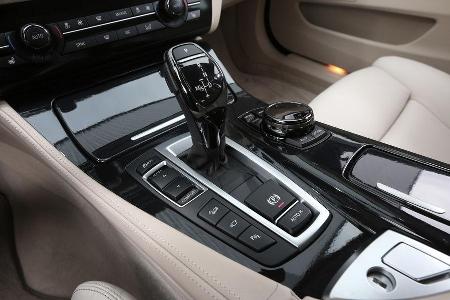 BMW 535i Touring xDrive, Schalthebel