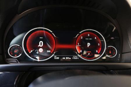 BMW 518d Touring, Rundinstrumente