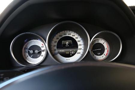 Mercedes E 200 CDI T, Rundinstrumente