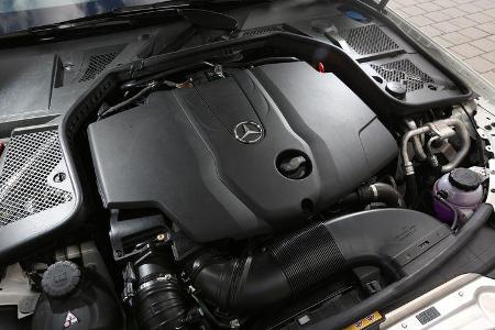 Mercedes C 220 Bluetec, Motor