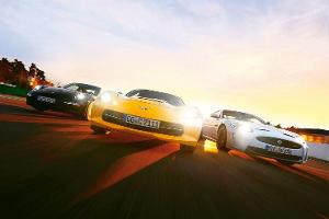 Corvette C7 gegen Porsche 911 Carrera S und Jaguar XKR-S