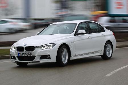 BMW 330e, Frontansicht