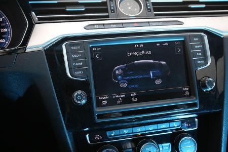 VW Passat GTE, Infotainment