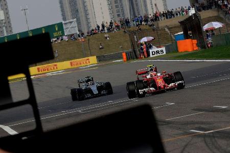 Mercedes vs. Ferrari - GP China 2016