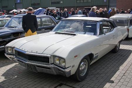 03/2016 - Marktrundgang Techno Classica, mokla0316