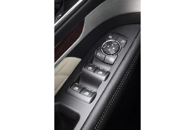 Ford Explorer 3.5 V6 4WD Platinum, Fahrbericht, SUV, USA, 01/2016