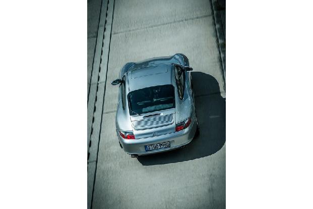 Porsche 996, Heckansicht