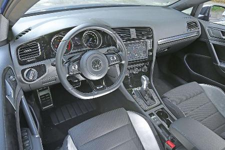 VW Golf Variant R, Cockpit