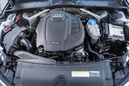 Audi A4, Motor