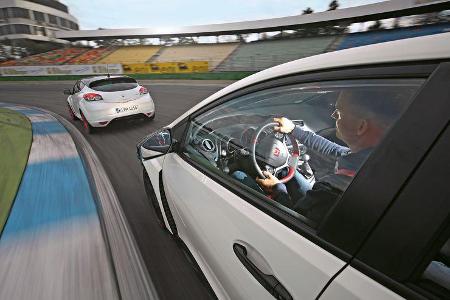 Honda Civic Type R, Renault Mégane R.S. Trophy-R, Hockenheim
