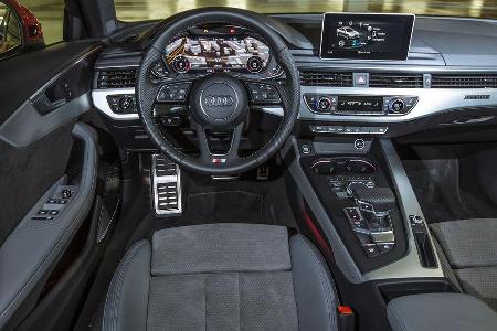 Audi A4 3.0 TDI Quattro, Cockpit