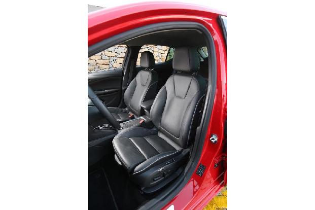 Opel Astra 1.6 CDTI, Fahrersitz