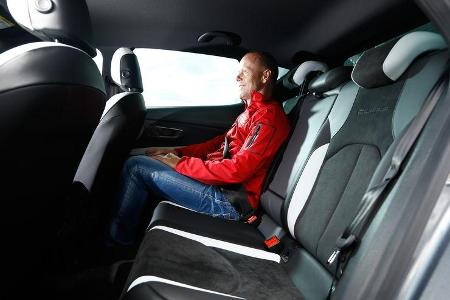 Seat Leon Cupra 280, Fondsitz
