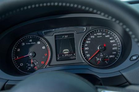 Audi Q3 2.0 TFSI Quattro, Rundinstrumente