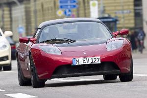 Tesla Roadster Sport im Fahrbericht