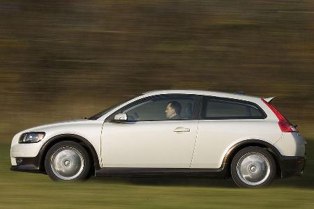 Auf Linie: Typische Volvo-Elemente kombiniert der C30 mit viel Dynamik.