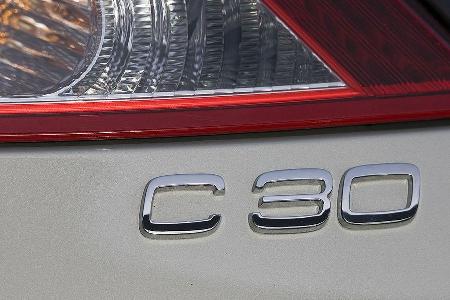 Der C30 ist aber auch schon als 1.6 mit 100 PS ab 18.600 Euro zu haben.