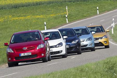 Kia Ceed 1.6 CVVT ISG, Opel Astra 1.4 Turbo, Renault Mgane TCe 130, Toyota Auris 1.6 Valvematic, VW Golf 1.4 TSI