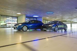 Peugeot RCZ und Renault Mégane