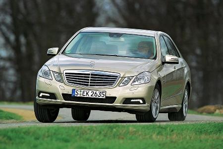 Mercedes E 200 CGI Mercedes E 200 CGI