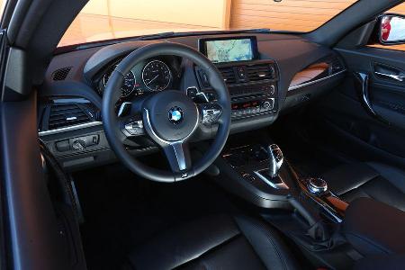 BMW M235i, Cockpit, Lenkrad