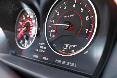 BMW M235i, Rundinstrumente
