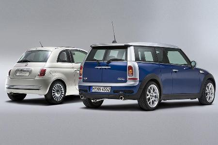 Traditionelle Griffleisten und D-Säule im Alu-Look beim Clubman, knackiges Heck beim Fiat 500.