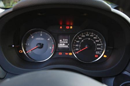 Subaru XV, Rundinstrumente