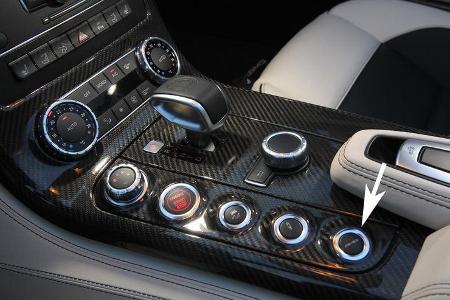 Mercedes SLS AMG Roadster, Mittelkonsole, AMG-Taste