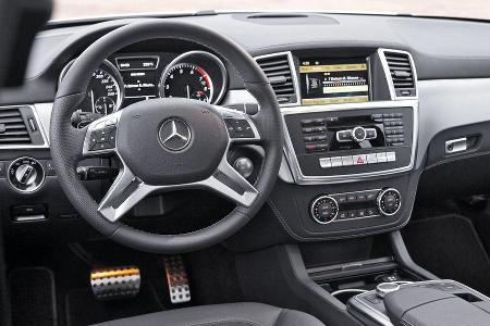 Mercedes ML 350, Cockpit, Lenkrad