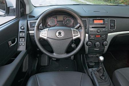 Ssangyong Korando 2.0 E-Xdi, Cockpit
