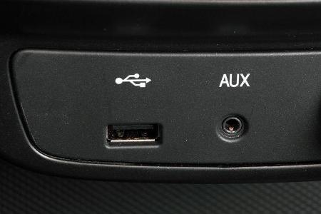 Ssangyong Korando 2.0 E-Xdi, Anschlüsse