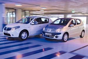 Dacia Sandero gegen Nissan Pixo