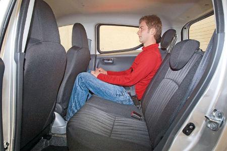 Nissan Pixo, Fond, Rückbank