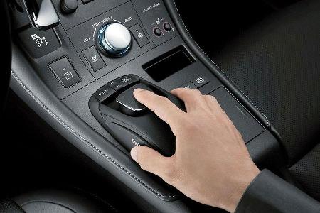 Lexus CT 200h