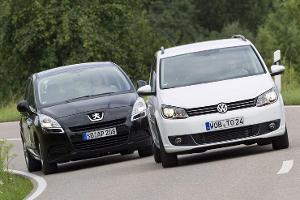 Peugeot 5008 und VW Touran