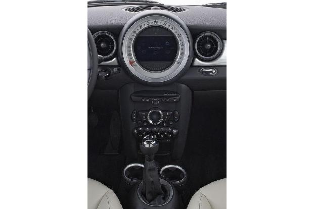 Mini Cooper D, Armaruren