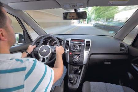 Kia Venga, Innenraum, Cockpit