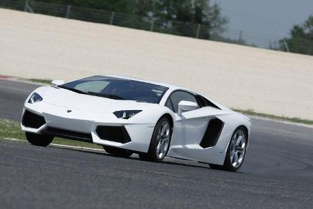 Lamborghini Aventador, Frontansicht, Teststrecke