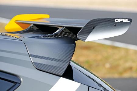 Opel Astra OPC Extreme, Heckflgel
