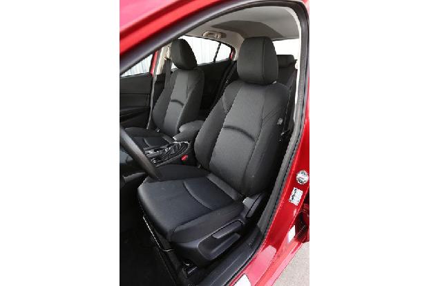 Mazda 3 Skyaktiv-G 100, Fahrersitz