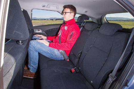 Honda Civic Tourer 1.6 i-DTEC, Fondsitz, Beinfreiheit