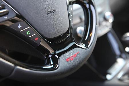 Kia Ceed GT, Lenkrad, Deteil